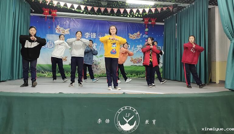 青春期的孩子脾气暴躁怎么解决呢? 青春期的孩子脾气暴躁怎么解决呢?_www.xinmiyue.com