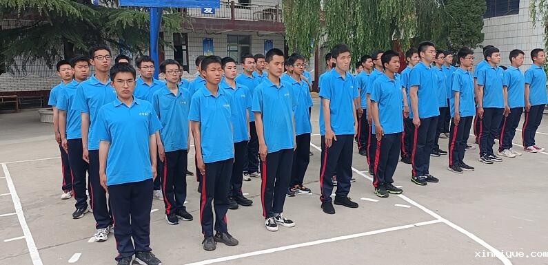 如何让孩子调节自己的情绪呢? 如何让孩子调节自己的情绪呢?_www.xinmiyue.com