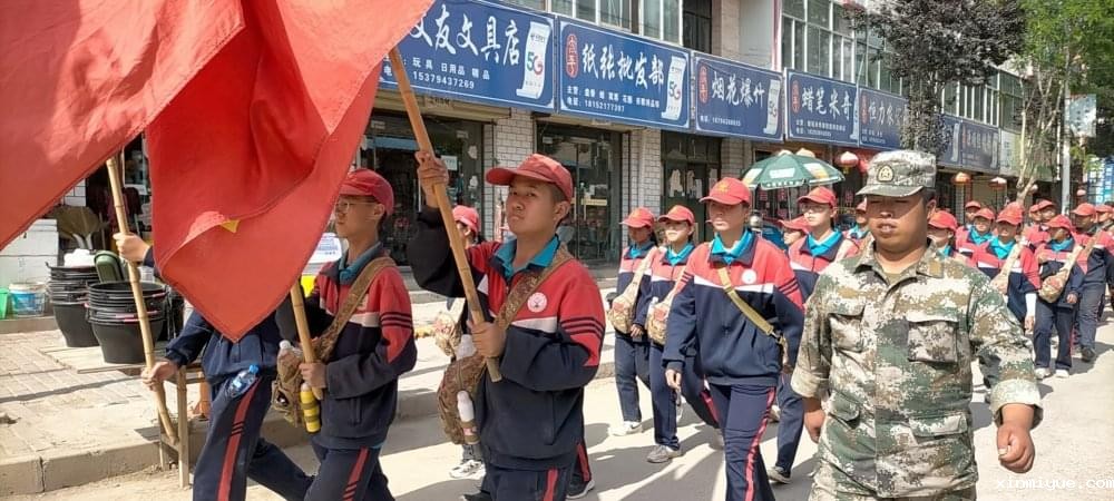 2021年必威登录入口平台官网心理教育中心「成长不烦恼」夏令营第15天之与当地村民载歌载舞大联欢 2021年必威登录入口平台官网心理教育中心「成长不烦恼」夏令营第15天之与当地村民载歌载舞大联欢_www.xinmiyue.com