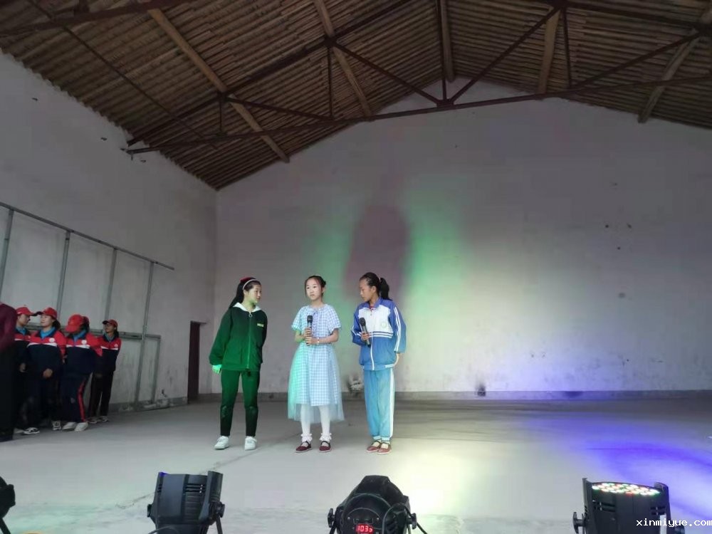 2021年必威登录入口平台官网心理教育中心「成长不烦恼」夏令营第15天之与当地村民载歌载舞大联欢 2021年必威登录入口平台官网心理教育中心「成长不烦恼」夏令营第15天之与当地村民载歌载舞大联欢_www.xinmiyue.com