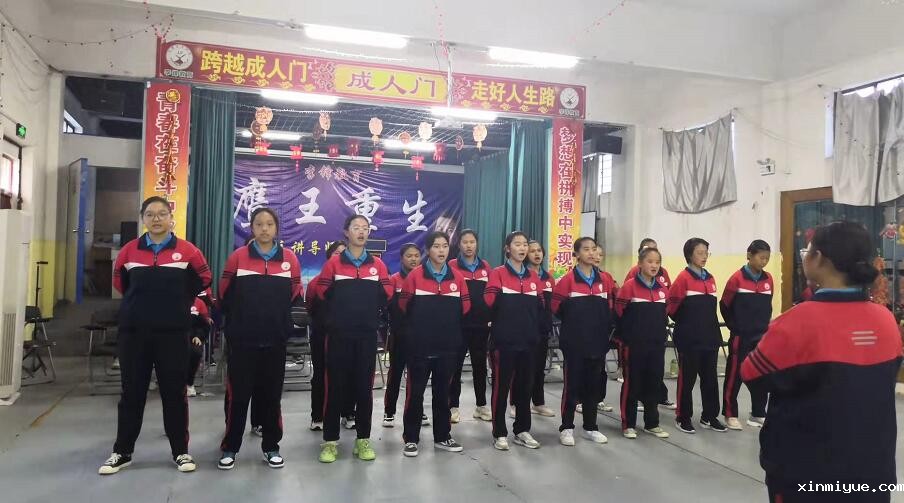 孩子自卑跟家庭有关系吗?如何培养孩子的自信心? 孩子自卑跟家庭有关系吗?如何培养孩子的自信心?_www.xinmiyue.com