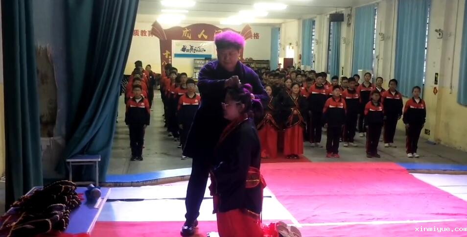 二年级的孩子做作业拖拖拉拉不听话怎么教育 二年级的孩子做作业拖拖拉拉不听话怎么教育_www.xinmiyue.com