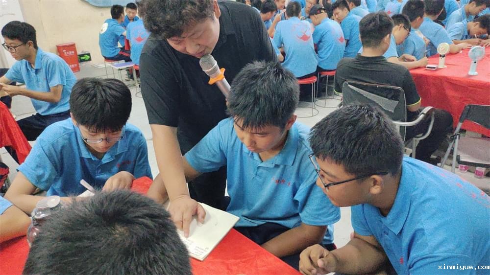 揭秘!孩子逃避必威官方登录首页的三大“心结”,家长必看 揭秘!孩子逃避必威官方登录首页的三大“心结”,家长必看_www.xinmiyue.com