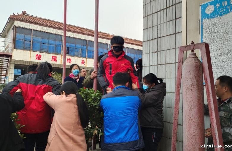 如何让孩子不再自卑？孩子为什么自卑？_www.xinmiyue.com