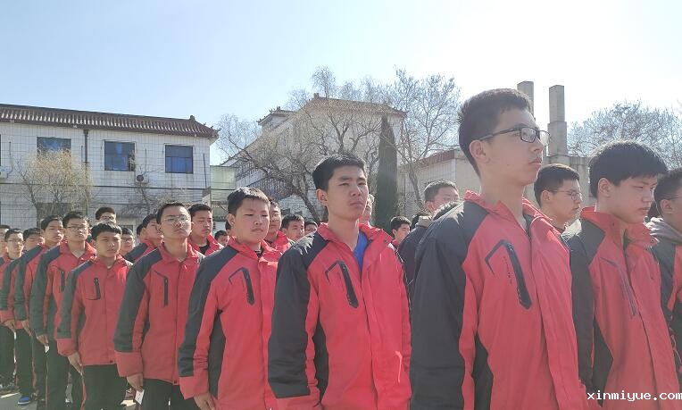 孩子为什么叛逆，难道是父母自身的原因？_www.xinmiyue.com