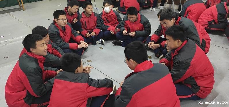 当青少年说谎，辜负父母的信任，怎么办？_www.xinmiyue.com