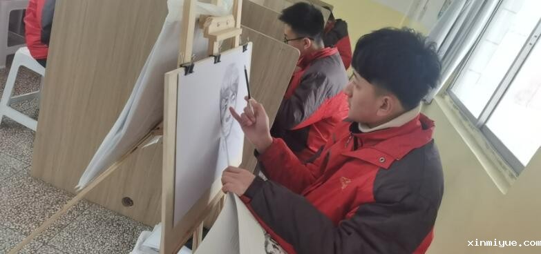孩子为什么会产生自卑的心理？_www.xinmiyue.com