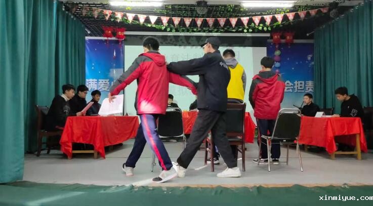必威登录入口平台官网青少年教育基地课程：让法制进校园_www.xinmiyue.com