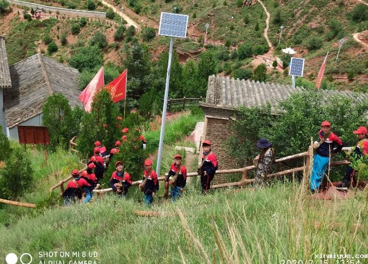 为什么要让孩子参加暑期夏令营？_www.xinmiyue.com