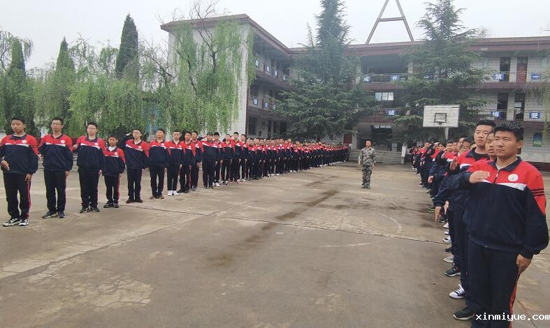 青少年叛逆厌学是什么原因导致的？_www.xinmiyue.com