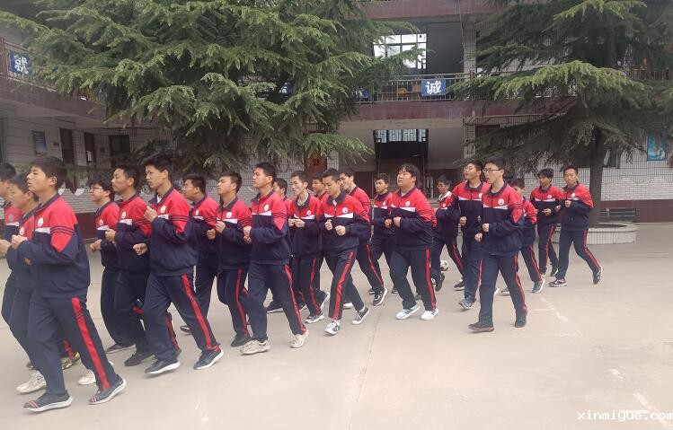 孩子会做出什么样的叛逆行为？_www.xinmiyue.com