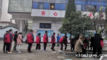 孩子的的自卑是需要什么样的方法改变？