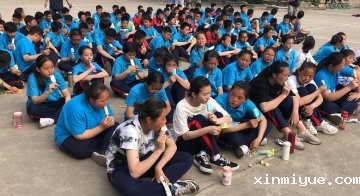 孩子自卑的关键是因为家庭原因吗？