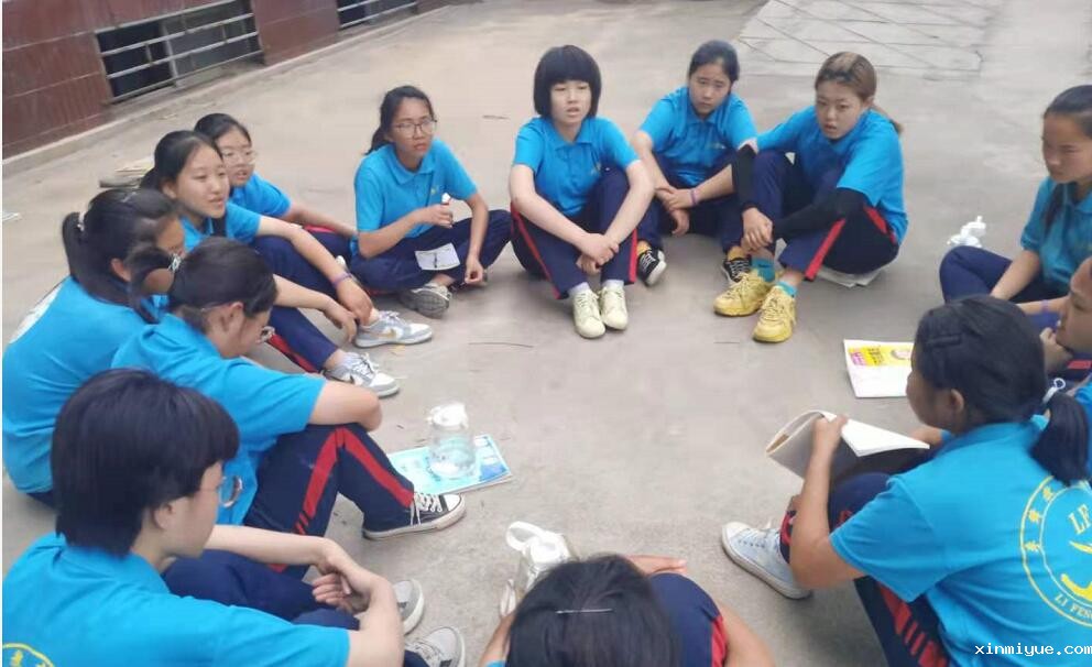 孩子老是不想上学逃学怎么办？_www.xinmiyue.com