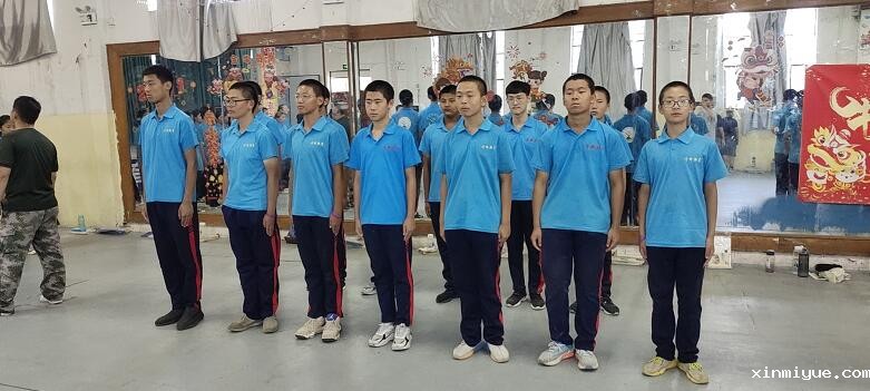 孩子家庭教育问题有哪些？_www.xinmiyue.com