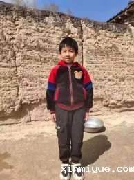 王青霞 五口之家 年入不足5000元