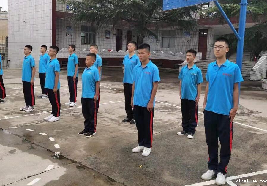 让孩子敢于表达自己的情感该怎么做？_www.xinmiyue.com