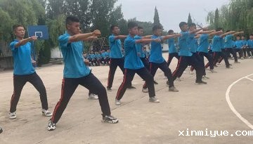 孩子成长过程中遇到问题家长该怎么办？