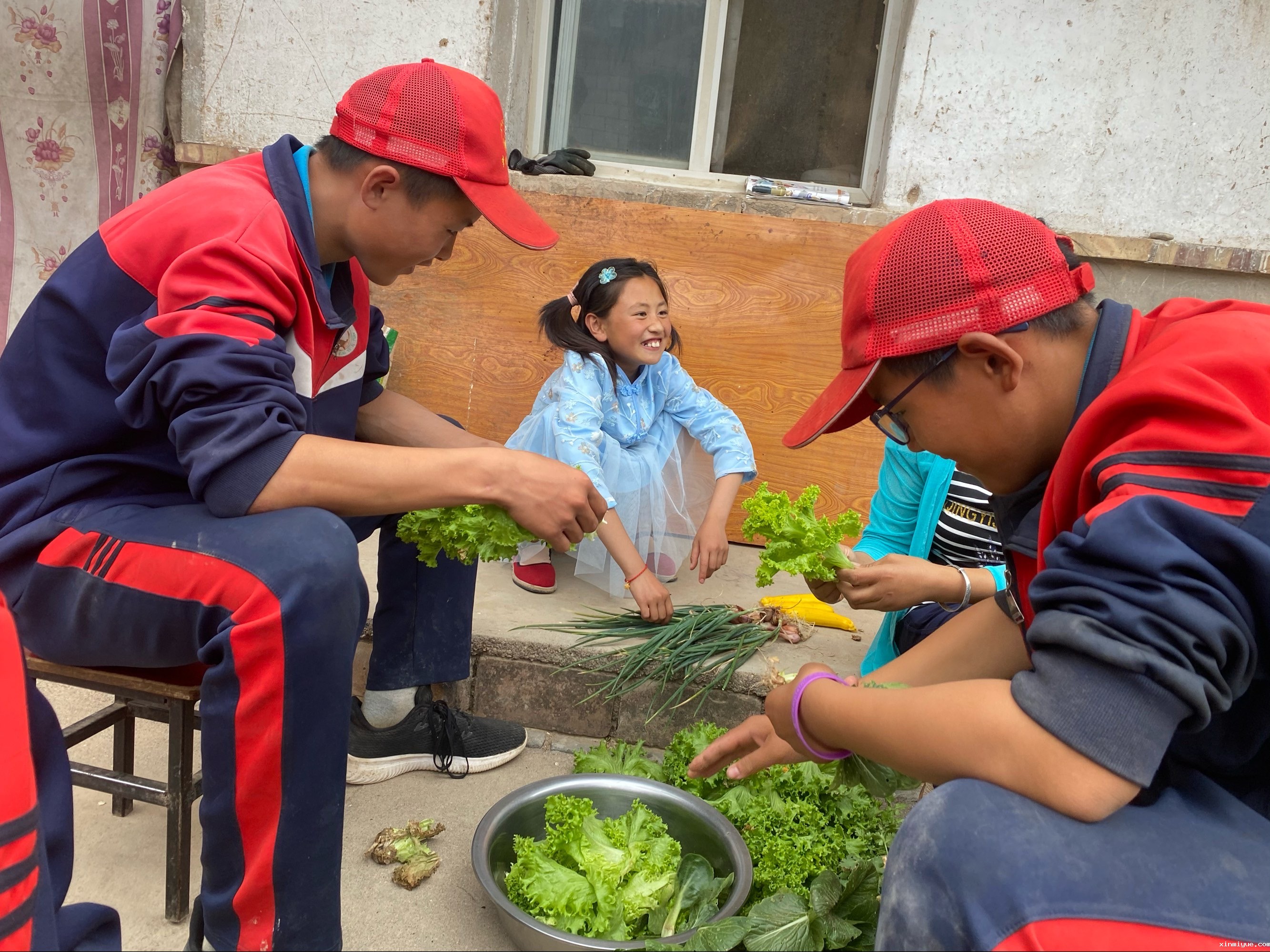 必威betway中文官网「2022年成长不烦恼」磨炼营第13天：入住贫困农家 体验山村孩子生活_www.xinmiyue.com