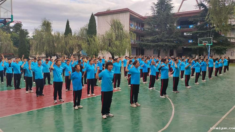 全封闭式叛逆学校大揭秘：哪里才是孩子的转变之地？_www.xinmiyue.com