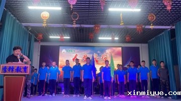 北大教授育儿经：辍学不是终点，儿子摄影师之路更精彩！