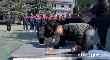 叛逆孩子难沟通？4步倾听法，构建和谐亲子情