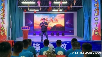 你低头刷手机的每一秒，都在偷走孩子的人生可能性